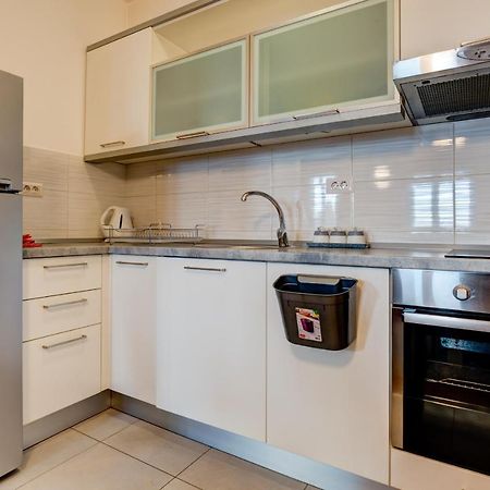 Eureka Apartment Подгорица Екстериор снимка