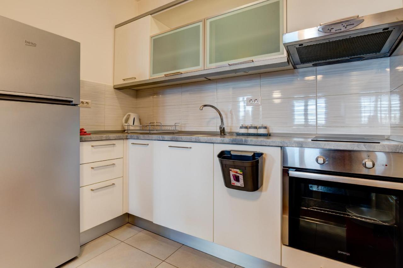 Eureka Apartment Подгорица Екстериор снимка